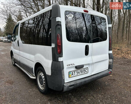Белый Опель Виваро, объемом двигателя 1.9 л и пробегом 380 тыс. км за 4699 $, фото 10 на Automoto.ua