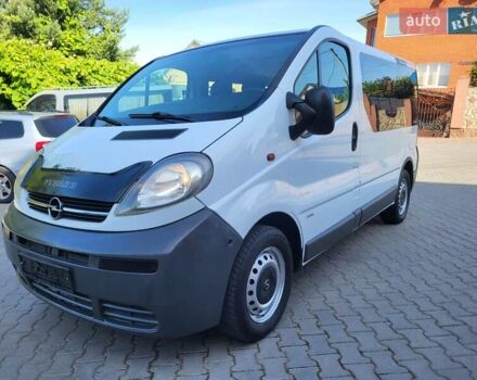 Белый Опель Виваро, объемом двигателя 1.9 л и пробегом 276 тыс. км за 6999 $, фото 44 на Automoto.ua