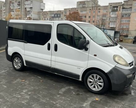 Белый Опель Виваро, объемом двигателя 1.9 л и пробегом 390 тыс. км за 5100 $, фото 3 на Automoto.ua