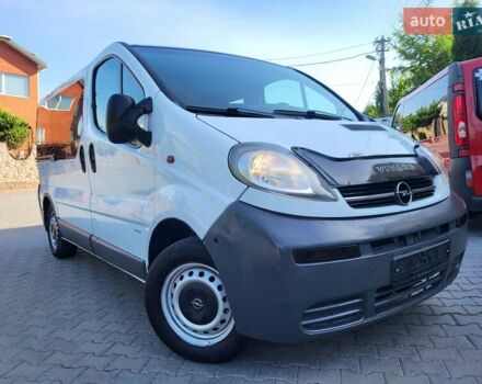 Белый Опель Виваро, объемом двигателя 1.9 л и пробегом 276 тыс. км за 6999 $, фото 5 на Automoto.ua
