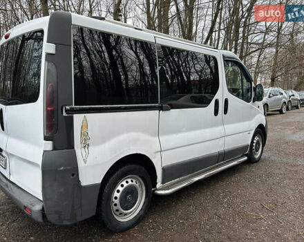 Белый Опель Виваро, объемом двигателя 1.9 л и пробегом 380 тыс. км за 4699 $, фото 13 на Automoto.ua