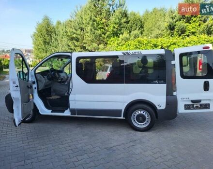 Белый Опель Виваро, объемом двигателя 1.9 л и пробегом 276 тыс. км за 6999 $, фото 86 на Automoto.ua