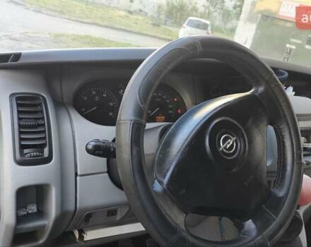 Білий Опель Віваро, об'ємом двигуна 1.9 л та пробігом 449 тис. км за 5500 $, фото 1 на Automoto.ua
