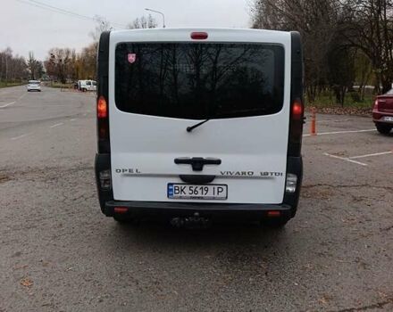 Белый Опель Виваро, объемом двигателя 1.9 л и пробегом 386 тыс. км за 5800 $, фото 2 на Automoto.ua