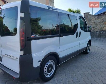 Белый Опель Виваро, объемом двигателя 1.9 л и пробегом 276 тыс. км за 6999 $, фото 26 на Automoto.ua