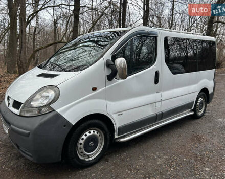 Белый Опель Виваро, объемом двигателя 1.9 л и пробегом 380 тыс. км за 4699 $, фото 6 на Automoto.ua