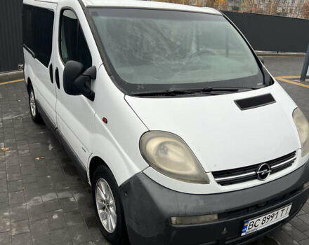 Білий Опель Віваро, об'ємом двигуна 1.9 л та пробігом 390 тис. км за 5850 $, фото 10 на Automoto.ua