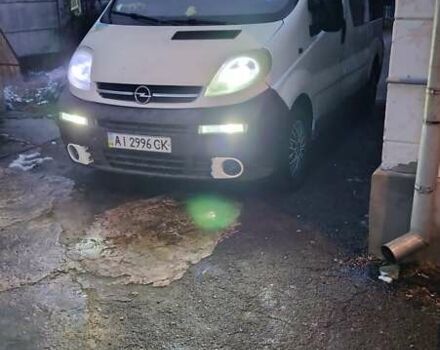 Білий Опель Віваро, об'ємом двигуна 1.9 л та пробігом 340 тис. км за 5300 $, фото 3 на Automoto.ua