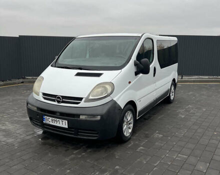 Білий Опель Віваро, об'ємом двигуна 1.9 л та пробігом 390 тис. км за 5850 $, фото 1 на Automoto.ua