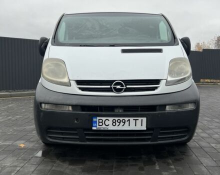 Белый Опель Виваро, объемом двигателя 1.9 л и пробегом 390 тыс. км за 5100 $, фото 4 на Automoto.ua