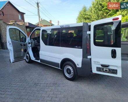 Белый Опель Виваро, объемом двигателя 1.9 л и пробегом 276 тыс. км за 6999 $, фото 85 на Automoto.ua