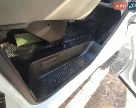 Белый Опель Виваро, объемом двигателя 1.9 л и пробегом 236 тыс. км за 5200 $, фото 14 на Automoto.ua