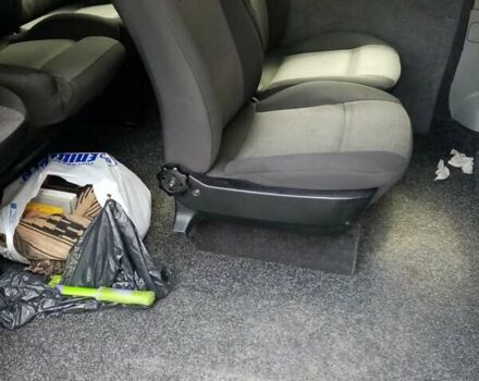 Белый Опель Виваро, объемом двигателя 1.87 л и пробегом 230 тыс. км за 6500 $, фото 3 на Automoto.ua