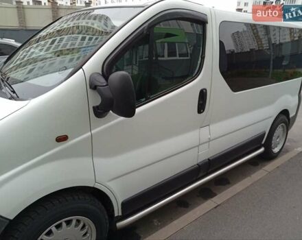 Белый Опель Виваро, объемом двигателя 1.9 л и пробегом 310 тыс. км за 6500 $, фото 1 на Automoto.ua