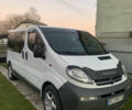 Белый Опель Виваро, объемом двигателя 1.9 л и пробегом 368 тыс. км за 8000 $, фото 1 на Automoto.ua