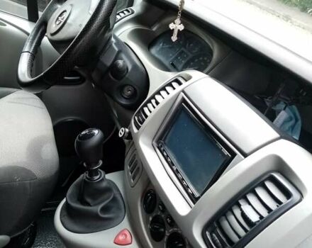 Белый Опель Виваро, объемом двигателя 1.87 л и пробегом 230 тыс. км за 6500 $, фото 5 на Automoto.ua