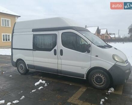 Белый Опель Виваро, объемом двигателя 1.9 л и пробегом 428 тыс. км за 6600 $, фото 2 на Automoto.ua