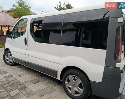 Білий Опель Віваро, об'ємом двигуна 1.87 л та пробігом 396 тис. км за 6200 $, фото 17 на Automoto.ua