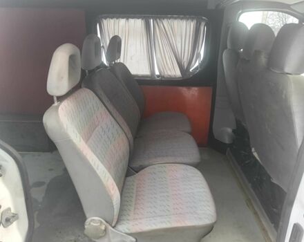 Белый Опель Виваро, объемом двигателя 1.9 л и пробегом 428 тыс. км за 6600 $, фото 8 на Automoto.ua