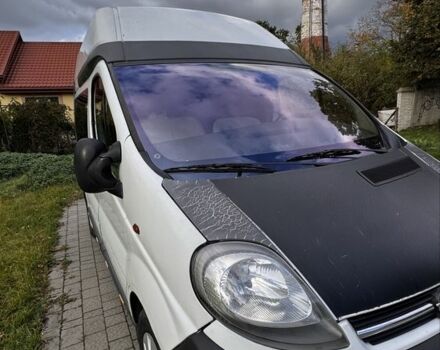 Білий Опель Віваро, об'ємом двигуна 1.9 л та пробігом 340 тис. км за 6000 $, фото 2 на Automoto.ua