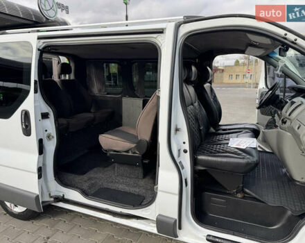 Белый Опель Виваро, объемом двигателя 1.87 л и пробегом 275 тыс. км за 6750 $, фото 17 на Automoto.ua