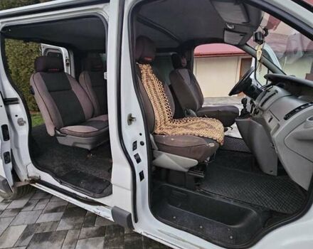 Білий Опель Віваро, об'ємом двигуна 1.9 л та пробігом 263 тис. км за 6000 $, фото 15 на Automoto.ua