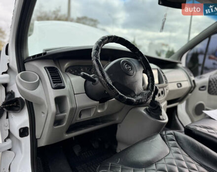 Белый Опель Виваро, объемом двигателя 1.87 л и пробегом 275 тыс. км за 6750 $, фото 22 на Automoto.ua