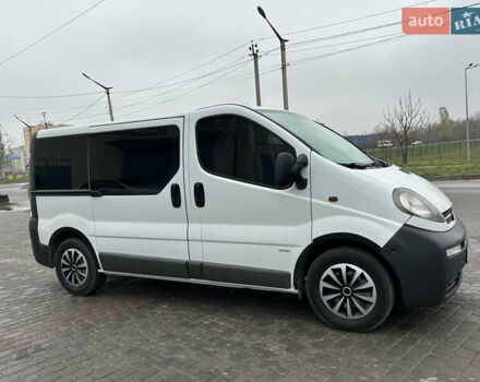 Белый Опель Виваро, объемом двигателя 1.9 л и пробегом 230 тыс. км за 7200 $, фото 8 на Automoto.ua