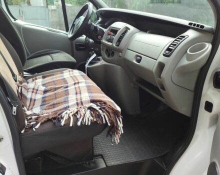 Белый Опель Виваро, объемом двигателя 1.9 л и пробегом 277 тыс. км за 6800 $, фото 2 на Automoto.ua