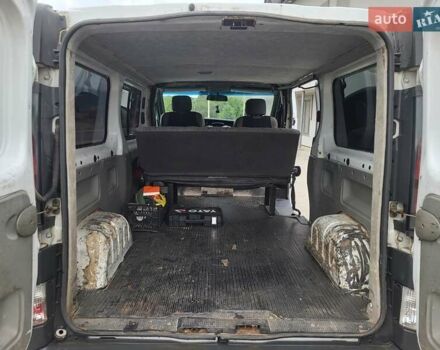 Білий Опель Віваро, об'ємом двигуна 1.9 л та пробігом 562 тис. км за 5900 $, фото 4 на Automoto.ua