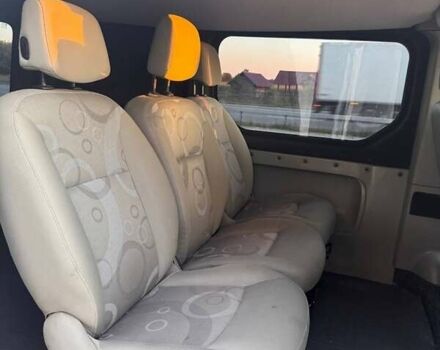 Белый Опель Виваро, объемом двигателя 1.9 л и пробегом 207 тыс. км за 6700 $, фото 4 на Automoto.ua