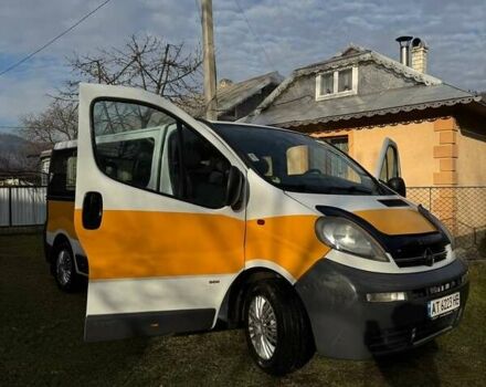 Белый Опель Виваро, объемом двигателя 1.9 л и пробегом 350 тыс. км за 6000 $, фото 1 на Automoto.ua