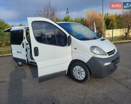 Белый Опель Виваро, объемом двигателя 1.9 л и пробегом 245 тыс. км за 7999 $, фото 52 на Automoto.ua