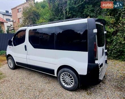 Белый Опель Виваро, объемом двигателя 2.5 л и пробегом 309 тыс. км за 7300 $, фото 6 на Automoto.ua