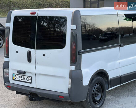 Білий Опель Віваро, об'ємом двигуна 1.87 л та пробігом 400 тис. км за 5800 $, фото 8 на Automoto.ua