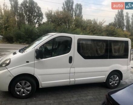 Белый Опель Виваро, объемом двигателя 1.87 л и пробегом 200 тыс. км за 7900 $, фото 5 на Automoto.ua