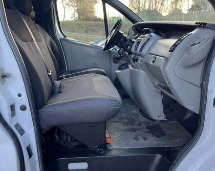 Білий Опель Віваро, об'ємом двигуна 1.87 л та пробігом 400 тис. км за 5800 $, фото 20 на Automoto.ua