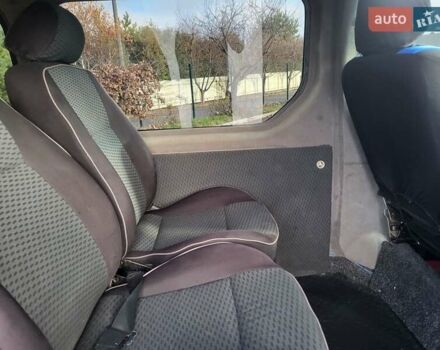 Белый Опель Виваро, объемом двигателя 1.9 л и пробегом 245 тыс. км за 7999 $, фото 66 на Automoto.ua