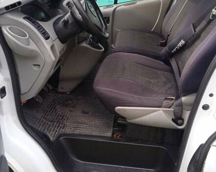 Белый Опель Виваро, объемом двигателя 1.87 л и пробегом 260 тыс. км за 6800 $, фото 49 на Automoto.ua