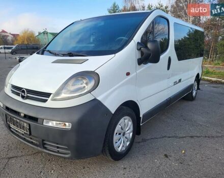 Белый Опель Виваро, объемом двигателя 1.9 л и пробегом 245 тыс. км за 7999 $, фото 9 на Automoto.ua