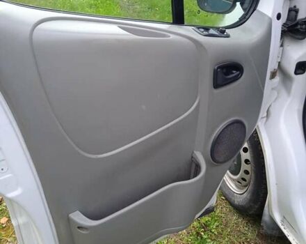 Белый Опель Виваро, объемом двигателя 1.87 л и пробегом 260 тыс. км за 6800 $, фото 41 на Automoto.ua