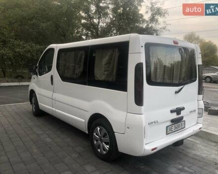 Белый Опель Виваро, объемом двигателя 1.87 л и пробегом 200 тыс. км за 7900 $, фото 4 на Automoto.ua