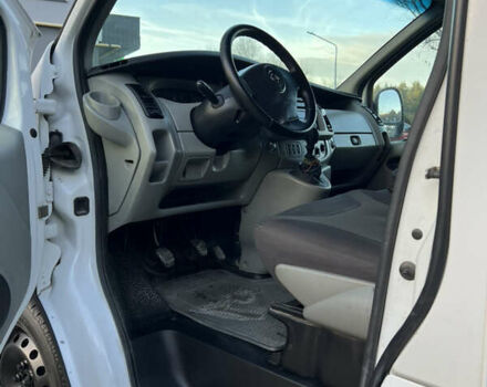 Білий Опель Віваро, об'ємом двигуна 1.87 л та пробігом 400 тис. км за 5800 $, фото 15 на Automoto.ua