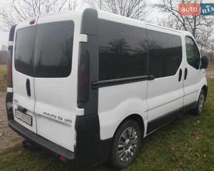 Белый Опель Виваро, объемом двигателя 1.87 л и пробегом 251 тыс. км за 6700 $, фото 3 на Automoto.ua