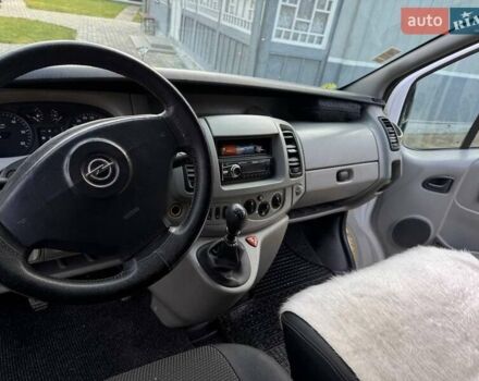 Белый Опель Виваро, объемом двигателя 1.9 л и пробегом 350 тыс. км за 6000 $, фото 10 на Automoto.ua