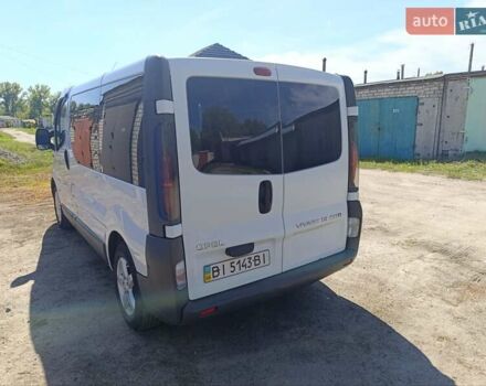 Белый Опель Виваро, объемом двигателя 1.9 л и пробегом 165 тыс. км за 7500 $, фото 1 на Automoto.ua