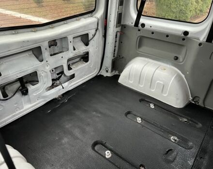 Білий Опель Віваро, об'ємом двигуна 1.9 л та пробігом 380 тис. км за 5017 $, фото 15 на Automoto.ua