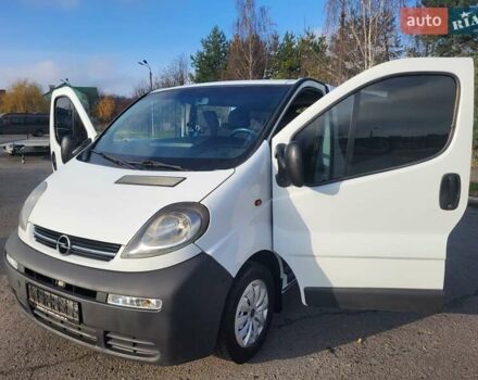 Белый Опель Виваро, объемом двигателя 1.9 л и пробегом 245 тыс. км за 7999 $, фото 40 на Automoto.ua