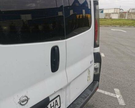 Белый Опель Виваро, объемом двигателя 1.9 л и пробегом 240 тыс. км за 5800 $, фото 8 на Automoto.ua