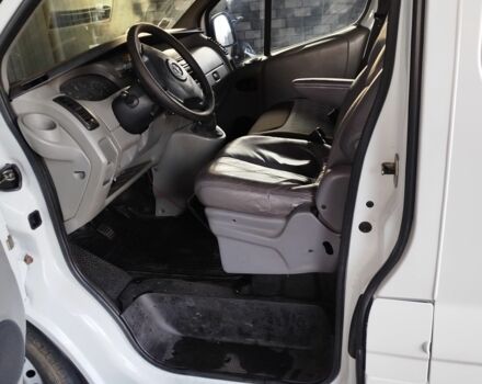 Белый Опель Виваро, объемом двигателя 0 л и пробегом 500 тыс. км за 8000 $, фото 1 на Automoto.ua